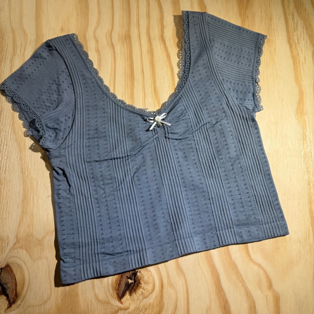Vital‎ Life Women's Blue Ribbed Pointelle Lace Trim Rosette Crop Top Size M